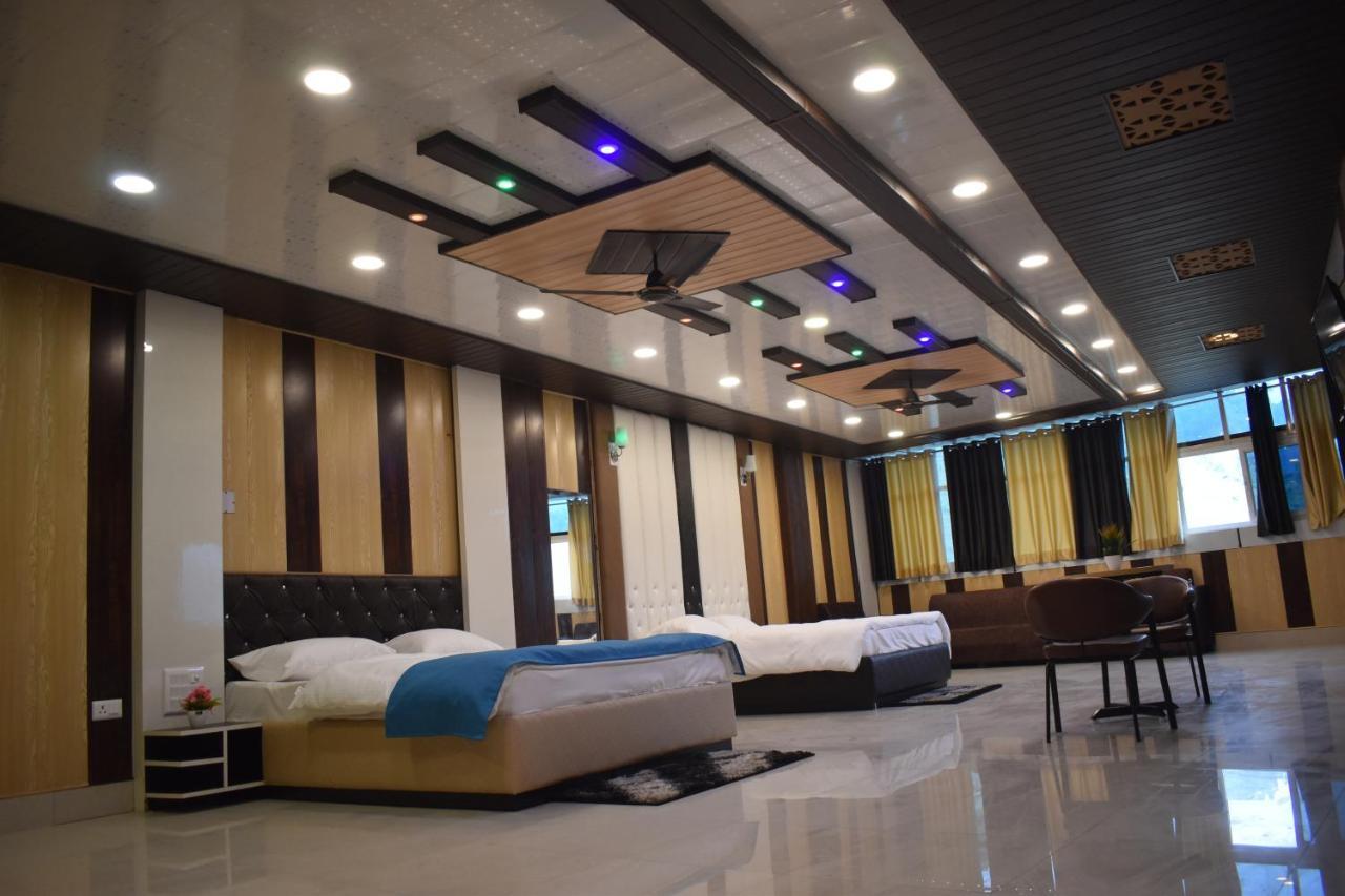 Jai Maa Bhagwati Hotel Pithorāgarh 外观 照片