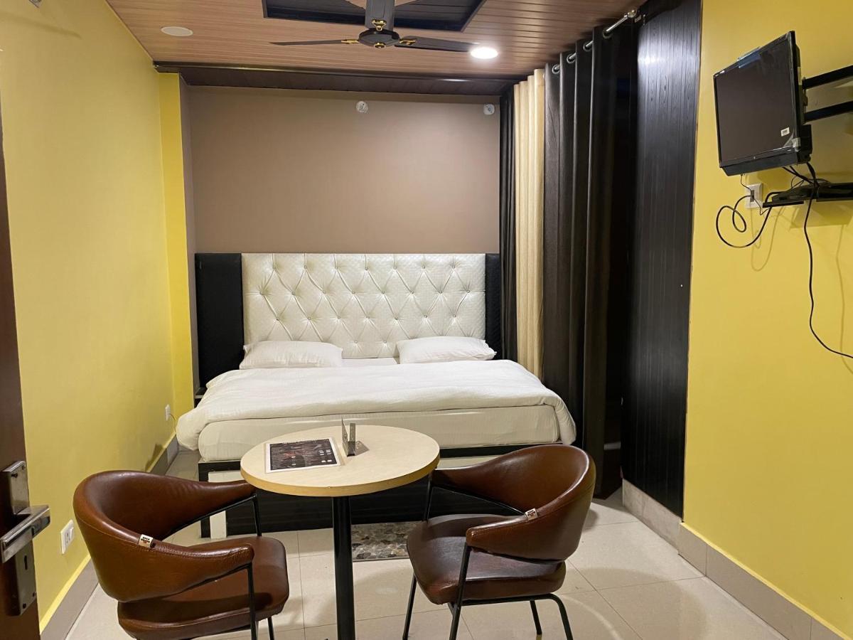 Jai Maa Bhagwati Hotel Pithorāgarh 外观 照片