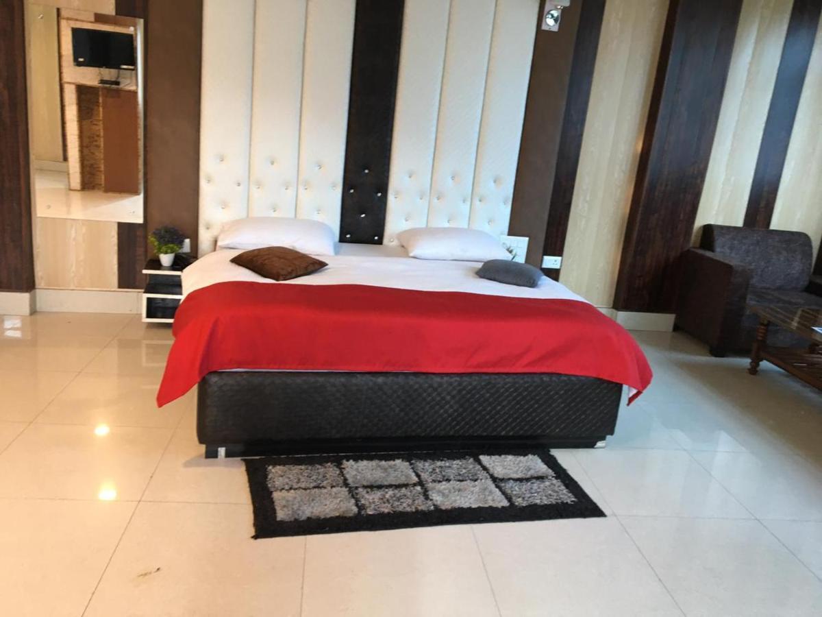 Jai Maa Bhagwati Hotel Pithorāgarh 外观 照片
